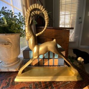 Vintage’s Mid-Century Brass Ram Art Deco - EUC
